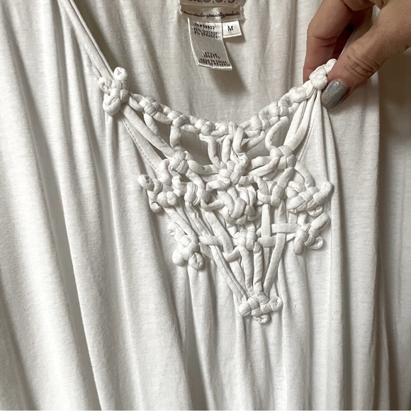 Max Studio macrame detail top - Picture 4 of 7